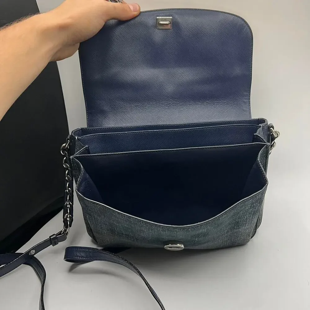 Salvatore ferragamo gancini shoulder